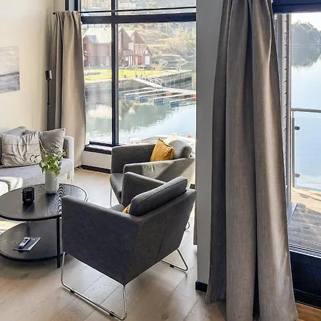 3 Bedroom Awesome In Hebnes