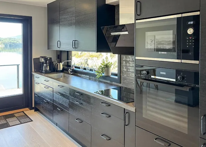 Dom wakacyjny 3 Bedroom Awesome In *