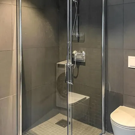 3 Bedroom Awesome In Hebnes